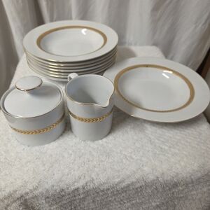 Elegant Gold-Trimmed Dinnerware Set